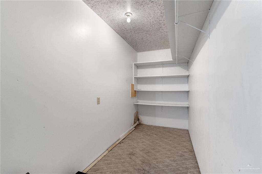 Photo 11 of 322 Petra Avenue