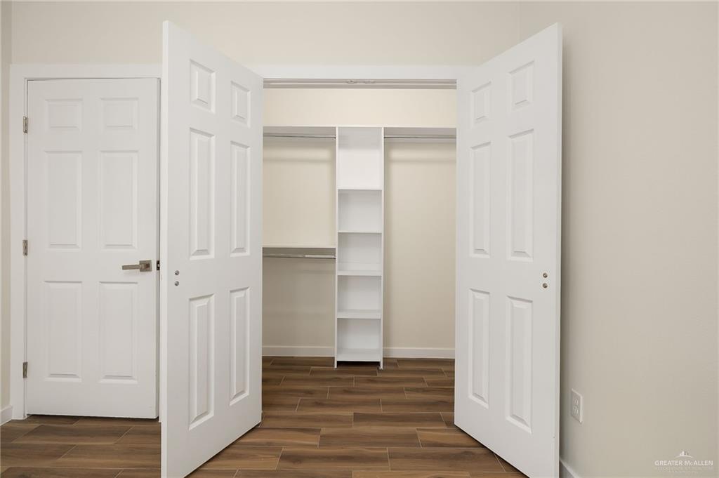 Photo 16 of 609 Onyx Avenue #4