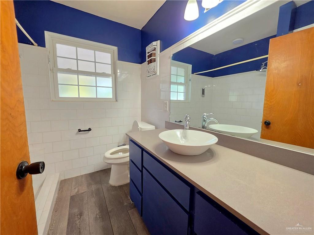 Photo 17 of 1613 Fern Avenue
