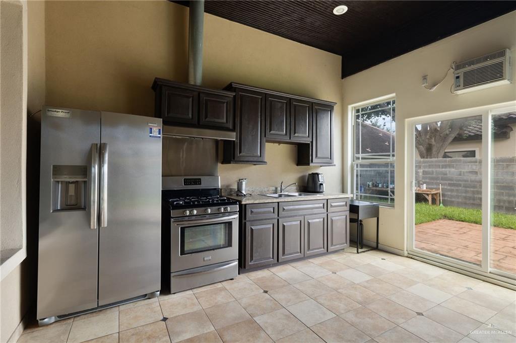 Photo 20 of 2309 Rhin Drive