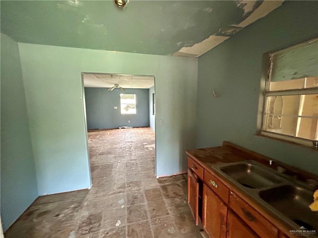 Photo 11 of 1511 Arboledas Drive