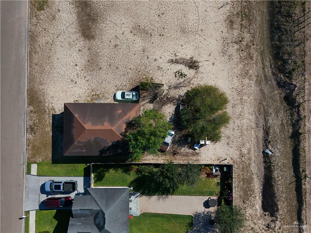 Photo 3 of 1100 Hayes Avenue