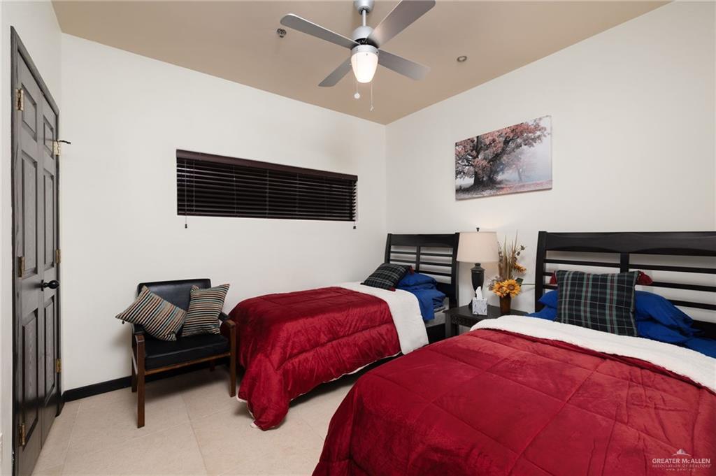 Photo 10 of 813 Travis Street #323