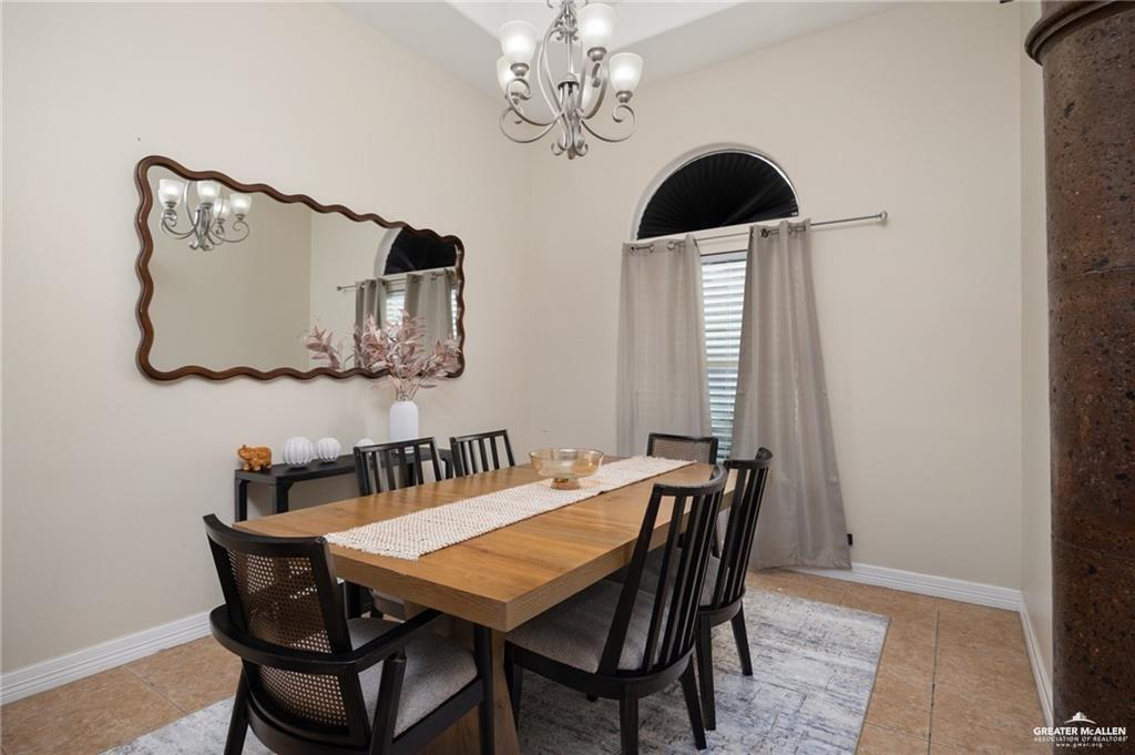 Photo 4 of 304 18th Street