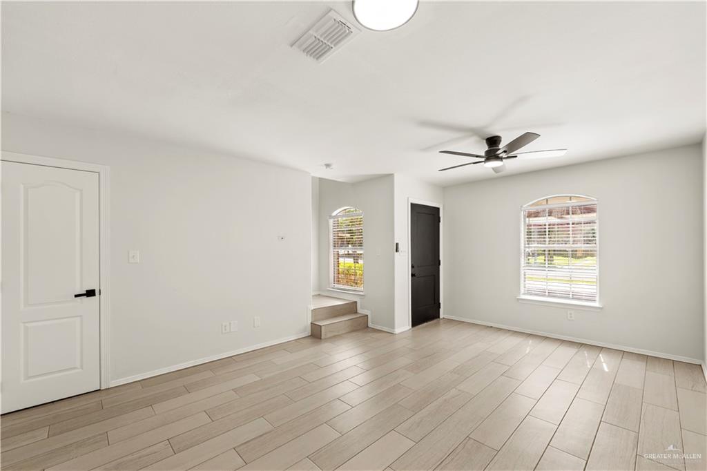 Photo 3 of 412 49th Street