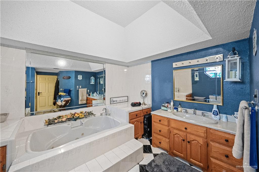Photo 13 of 1712 1st Street