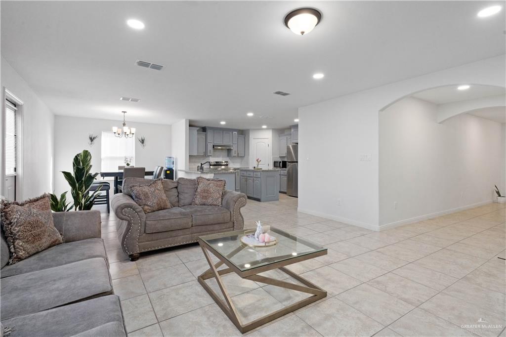 Photo 7 of 2307 26th Drive