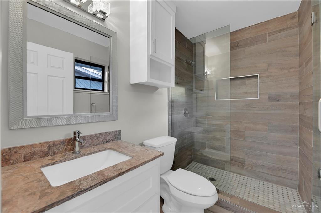Photo 11 of 208 Pena Avenue