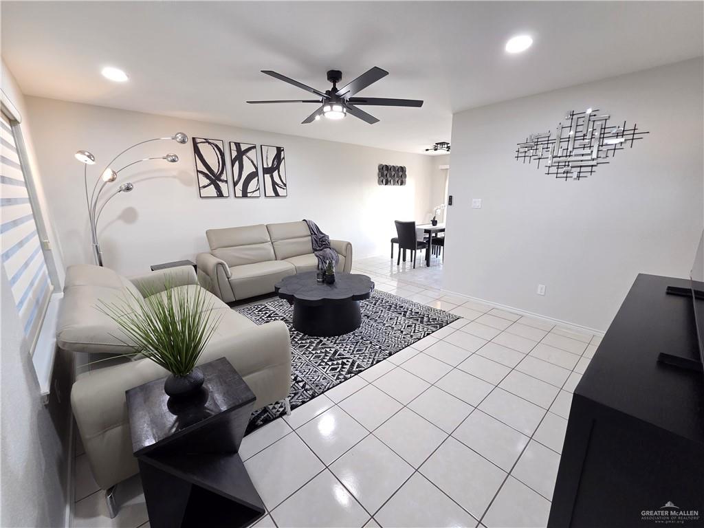 Photo 11 of 3030 Ashley Place #H