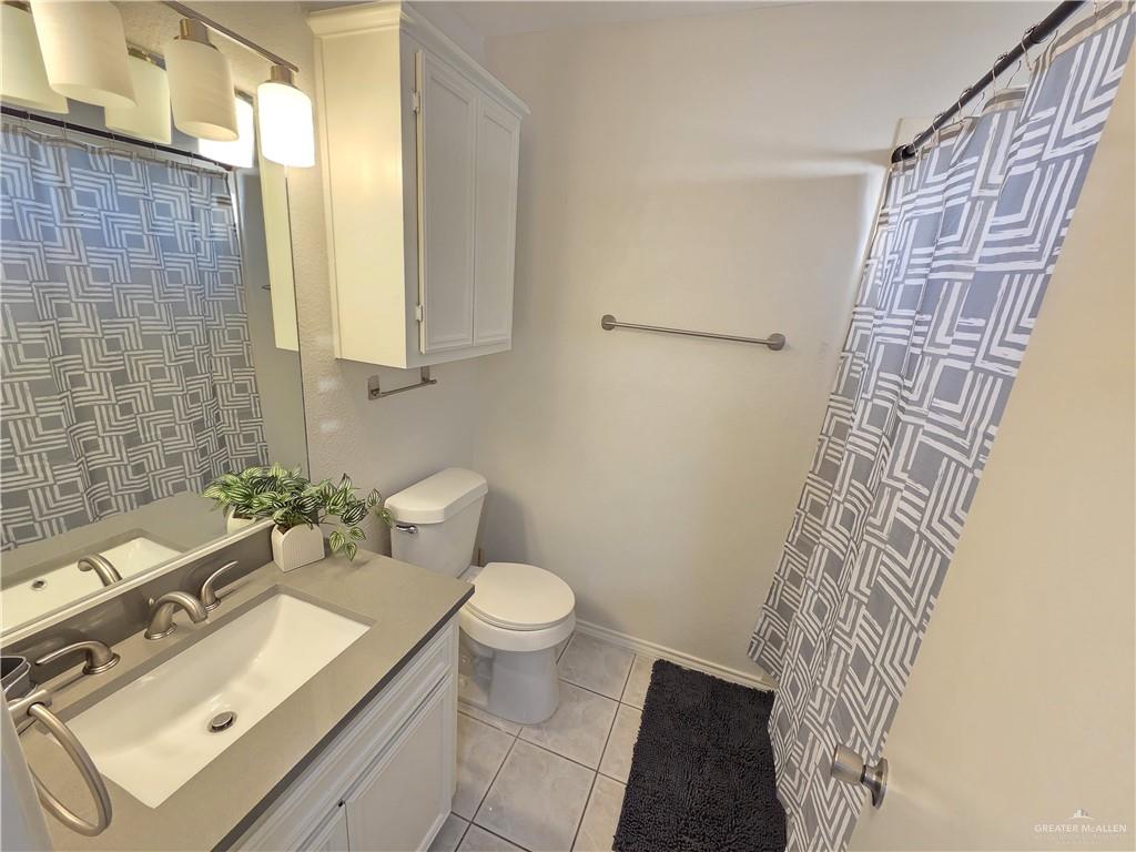 Photo 2 of 3030 Ashley Place #H