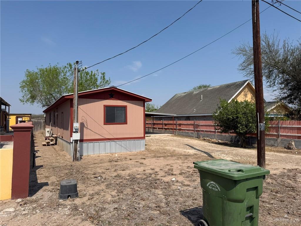 Photo 3 of 1814 Canyon Street