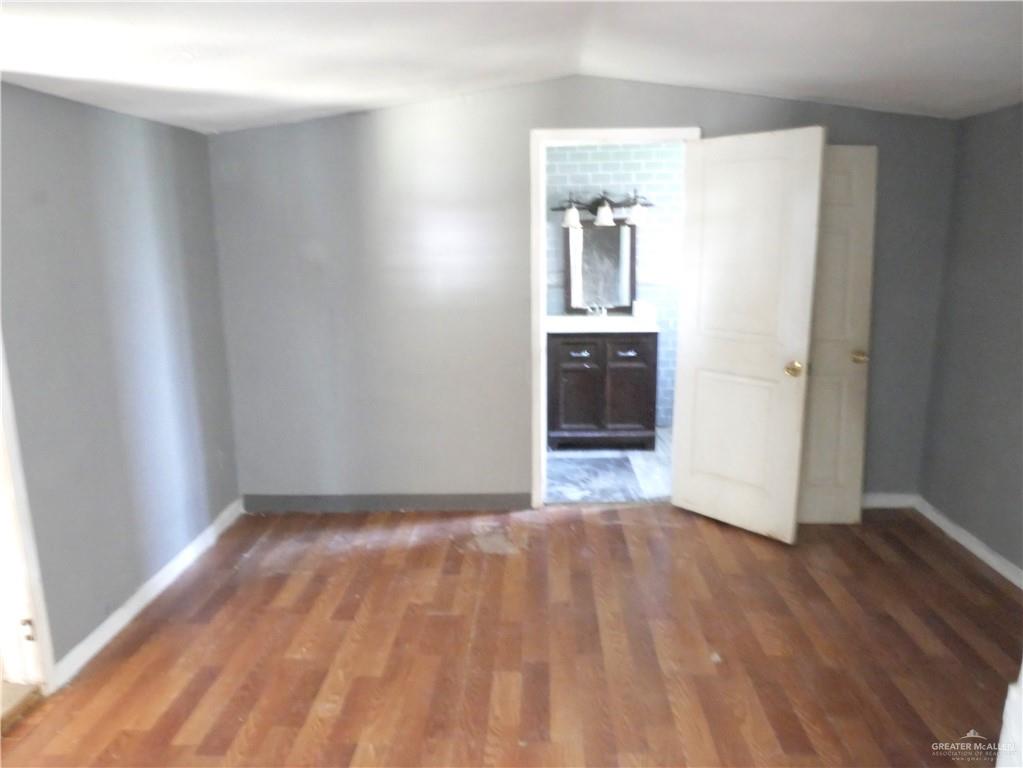 Photo 13 of 6312 Gold Avenue