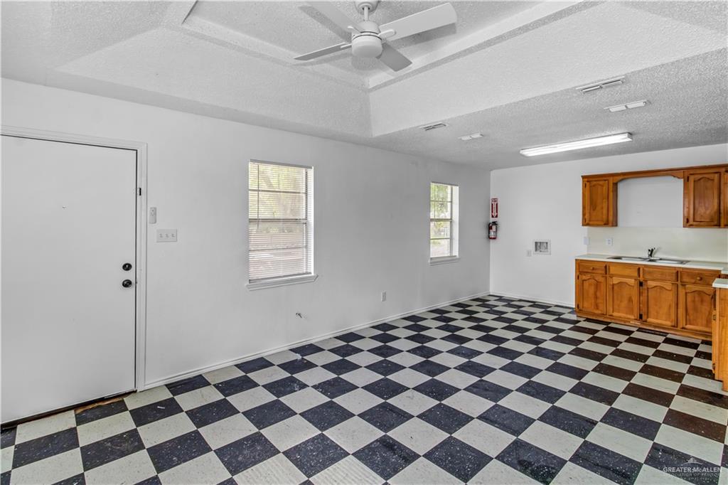 Photo 3 of 601 Saint Marie Street #1