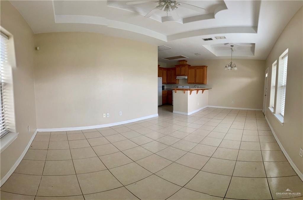 Photo 11 of 3103 Scottland Drive
