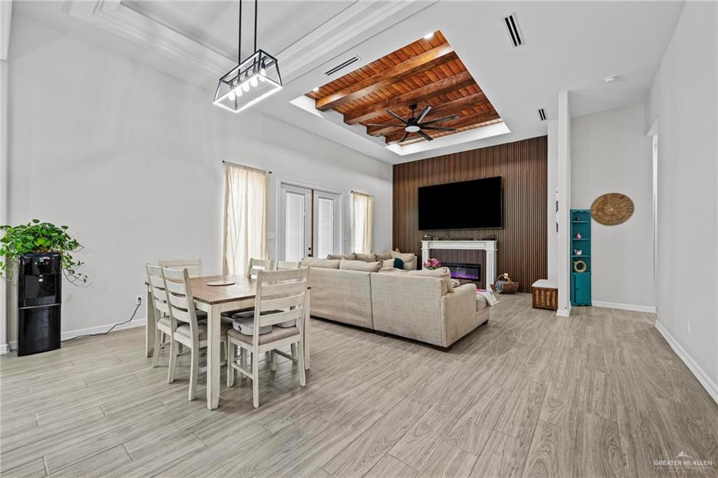 Photo 3 of 23247 Uresti Road