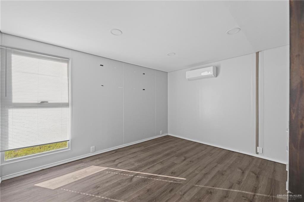 Photo 8 of 1293 3rd Street