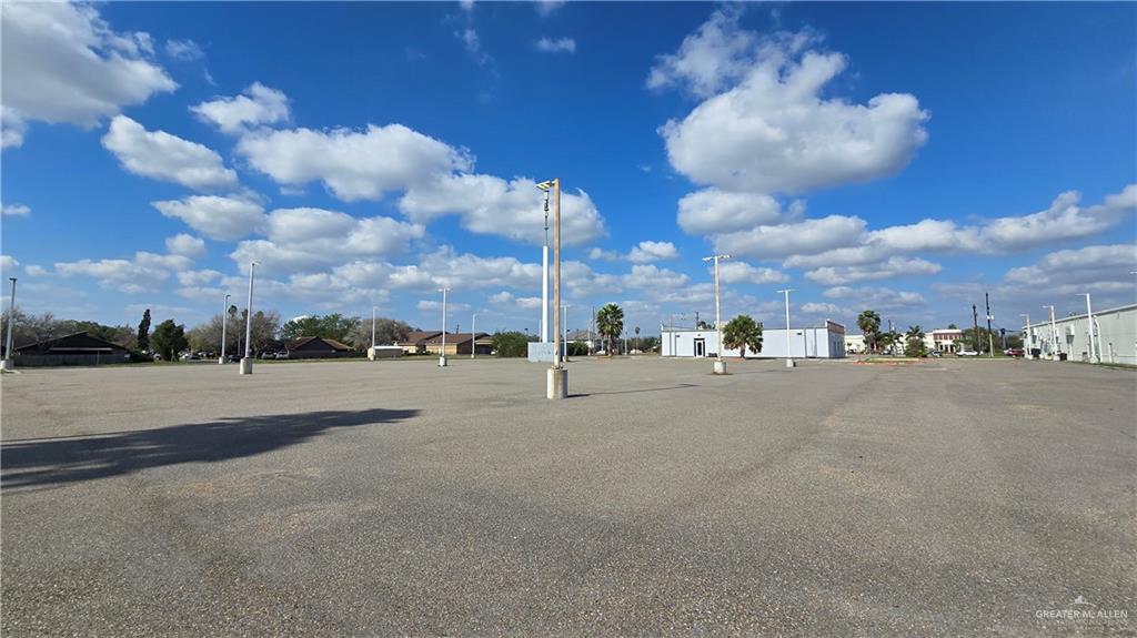 Photo 16 of 1140 Alton Gloor Boulevard
