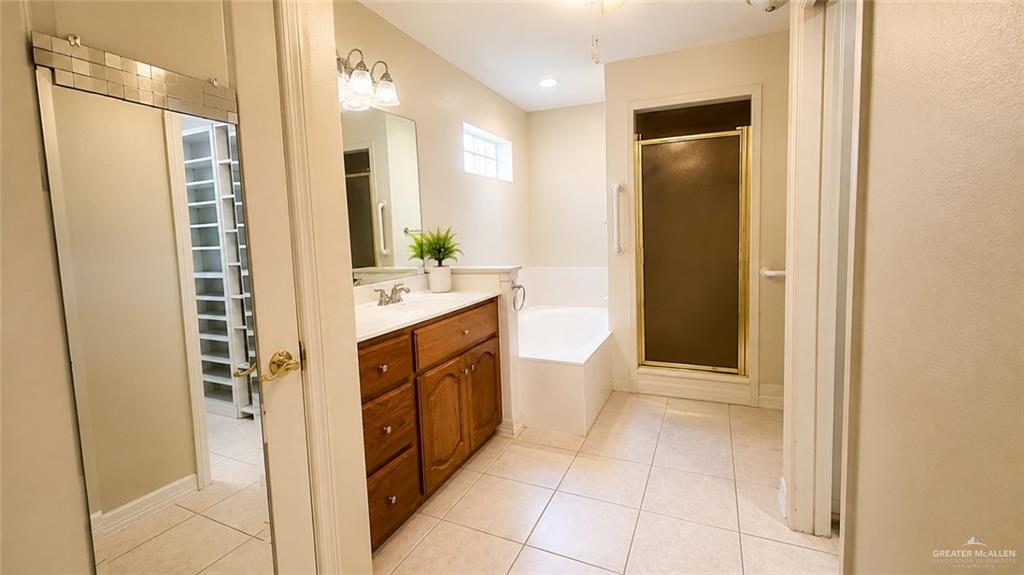 Photo 9 of 114 Sagittarius Street
