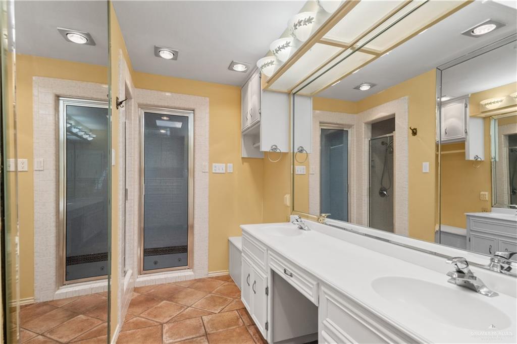 Photo 12 of 501 Kennedy Avenue