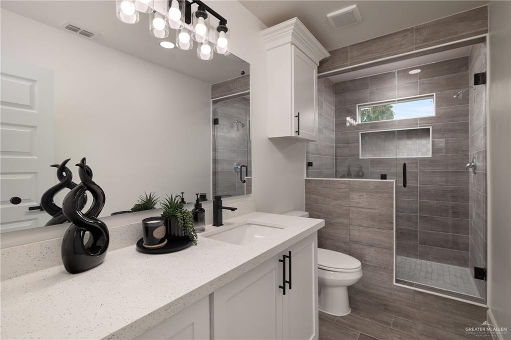 Photo 6 of 1005 Dove Avenue