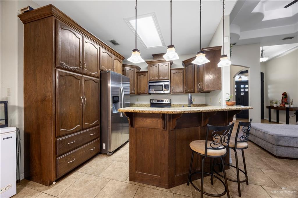 Photo 5 of 2900 La Puerta Avenue