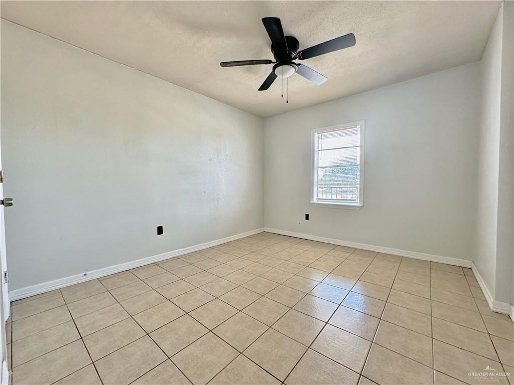 Photo 26 of 1002 Miller Avenue