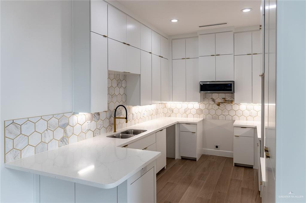 Photo 6 of 2909 51st Street