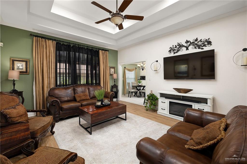 Photo 5 of 421 Savannah Drive