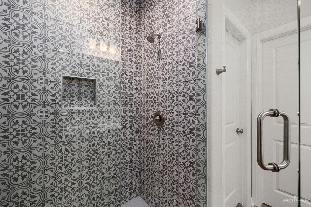 Photo 12 of 15506 Sereno Street