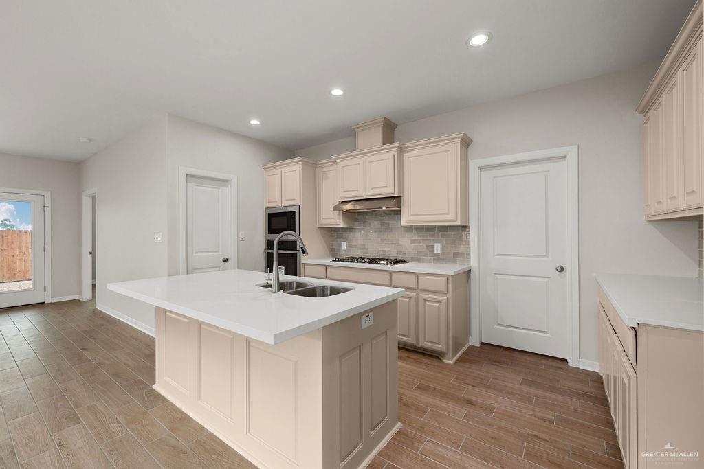 Photo 3 of 15506 Sereno Street