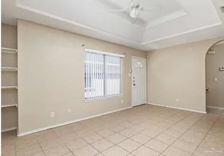 Photo 5 of 1704 Bronze Street