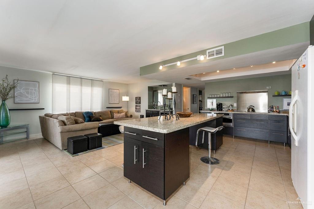 Photo 5 of 114 Tarpon Street #201