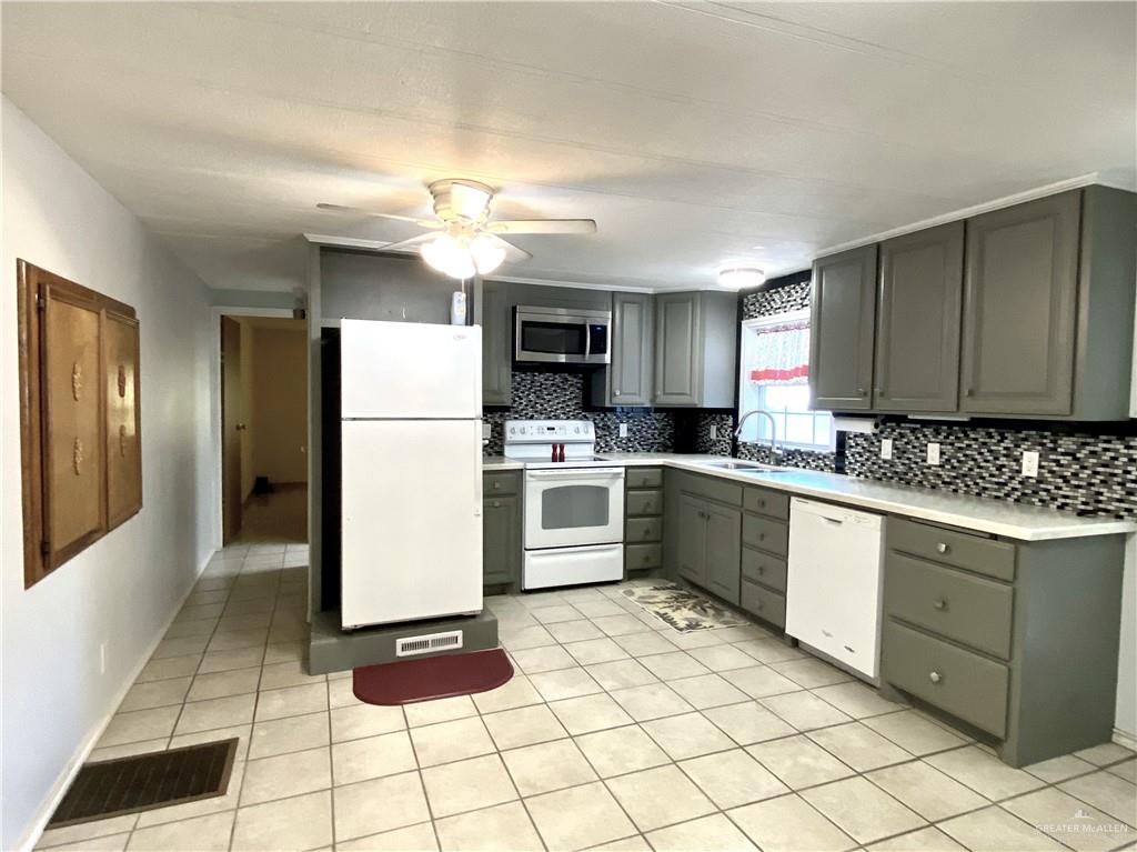 Photo 6 of 3004 Spur Drive