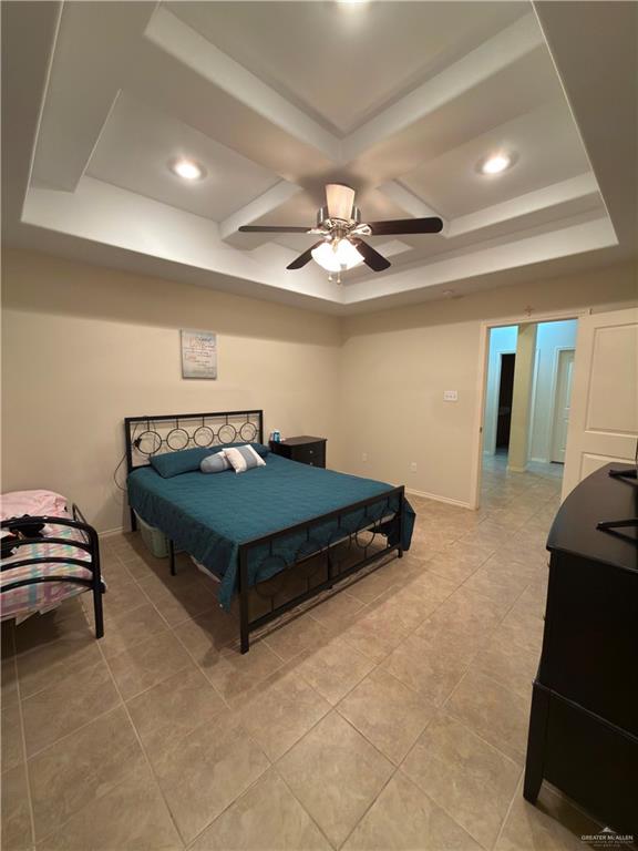 Photo 13 of 909 Montecruz Street