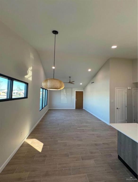 Photo 6 of 1408 Iris Avenue