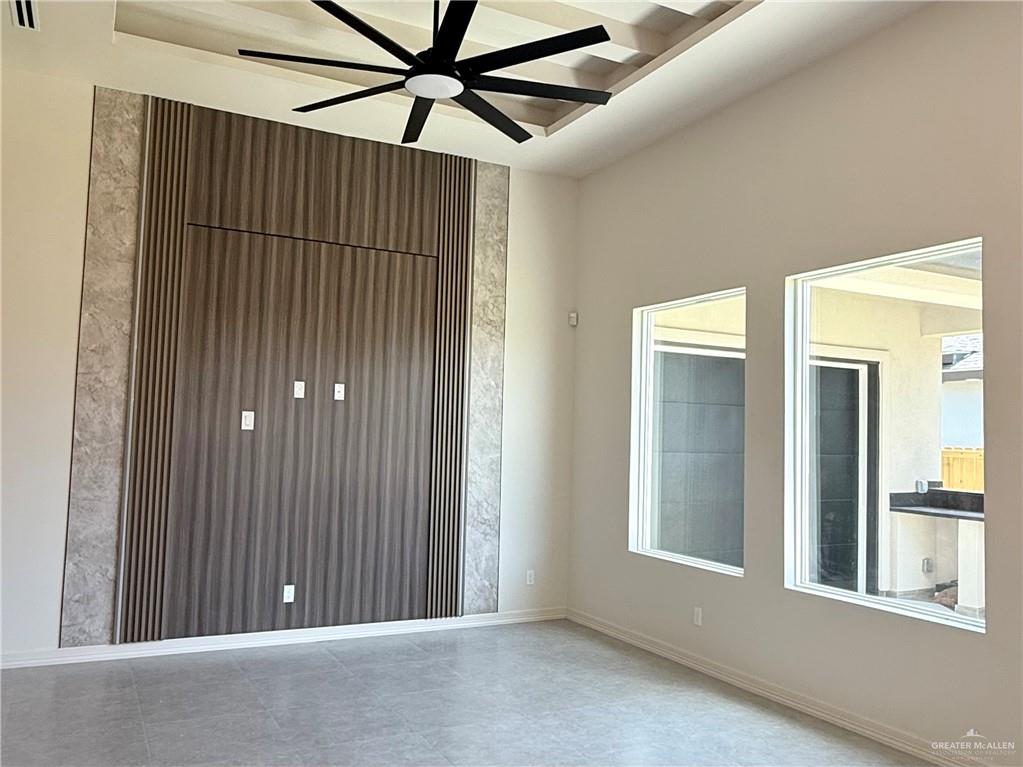 Photo 4 of 902 Dorado Drive