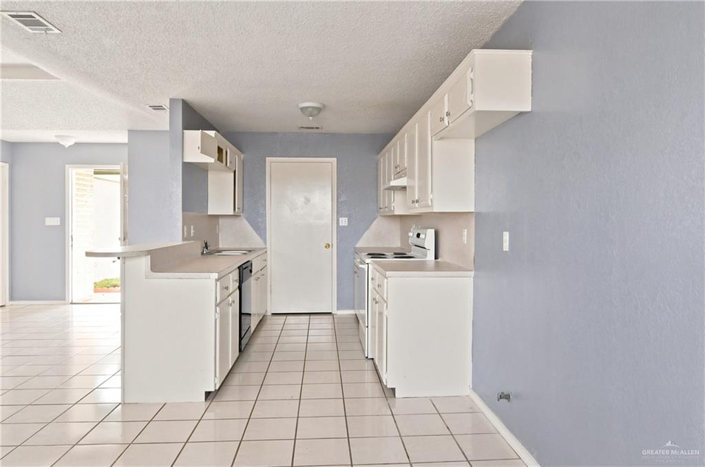 Photo 7 of 2007 Lemon Tree Court