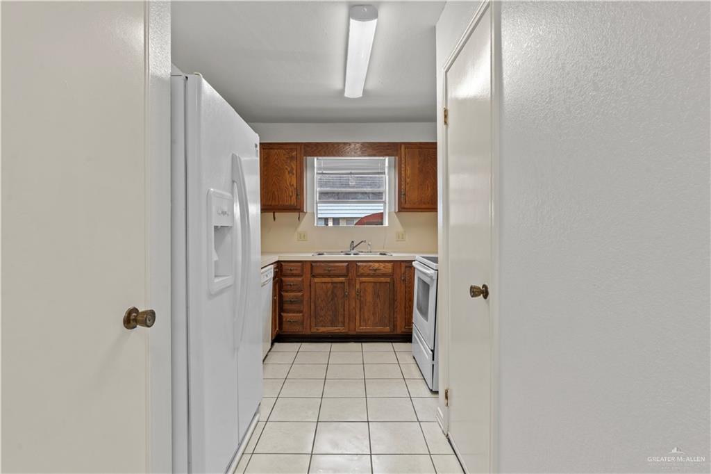 Photo 4 of 200 Yuma Avenue #24