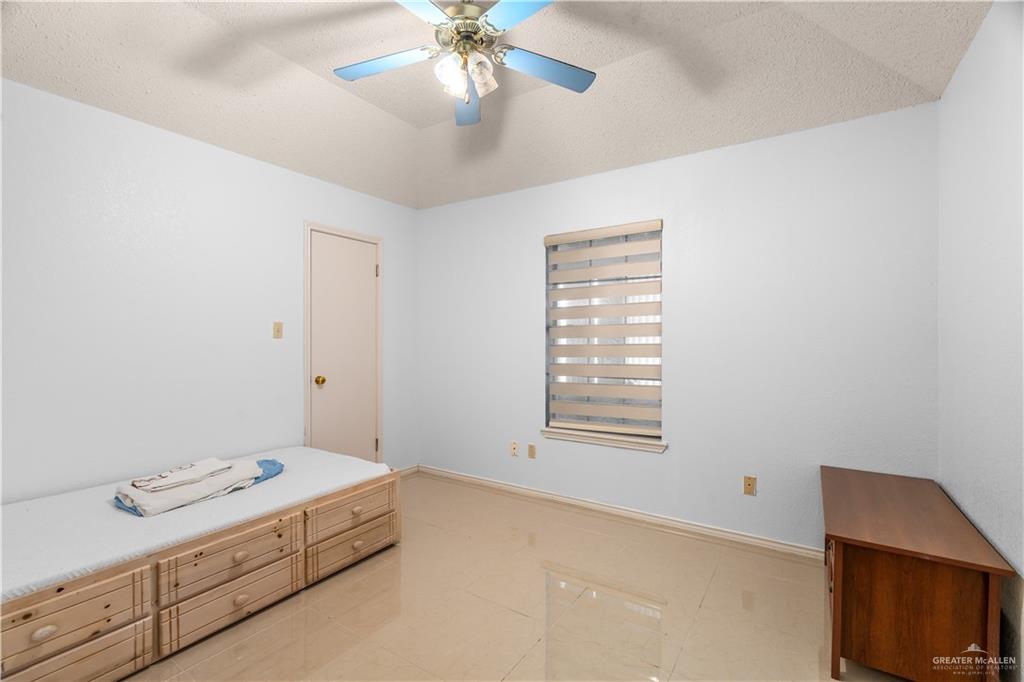 Photo 10 of 1424 Libra Street