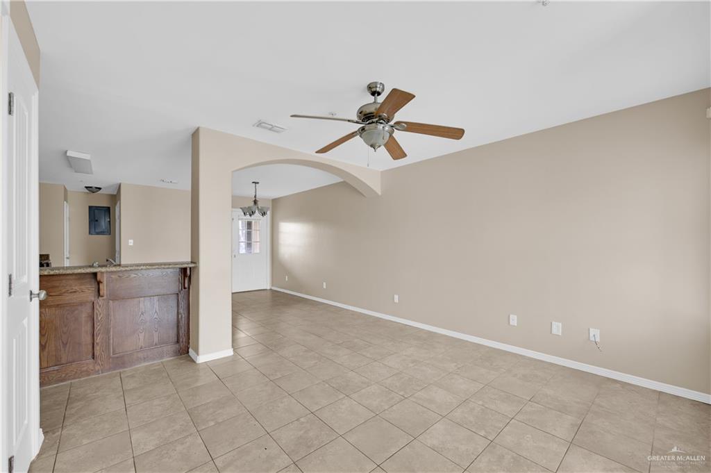 Photo 2 of 1607 Omni Avenue #4