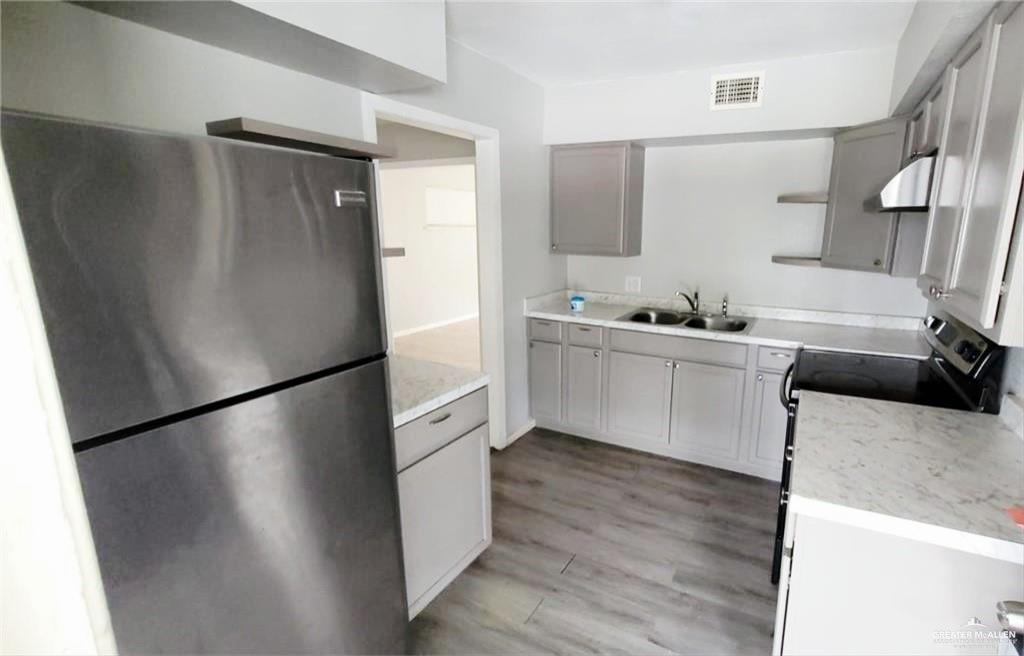 Photo 3 of 1600 Bridge Avenue #207