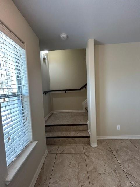 Photo 5 of 2603 Eisenhower Avenue #2