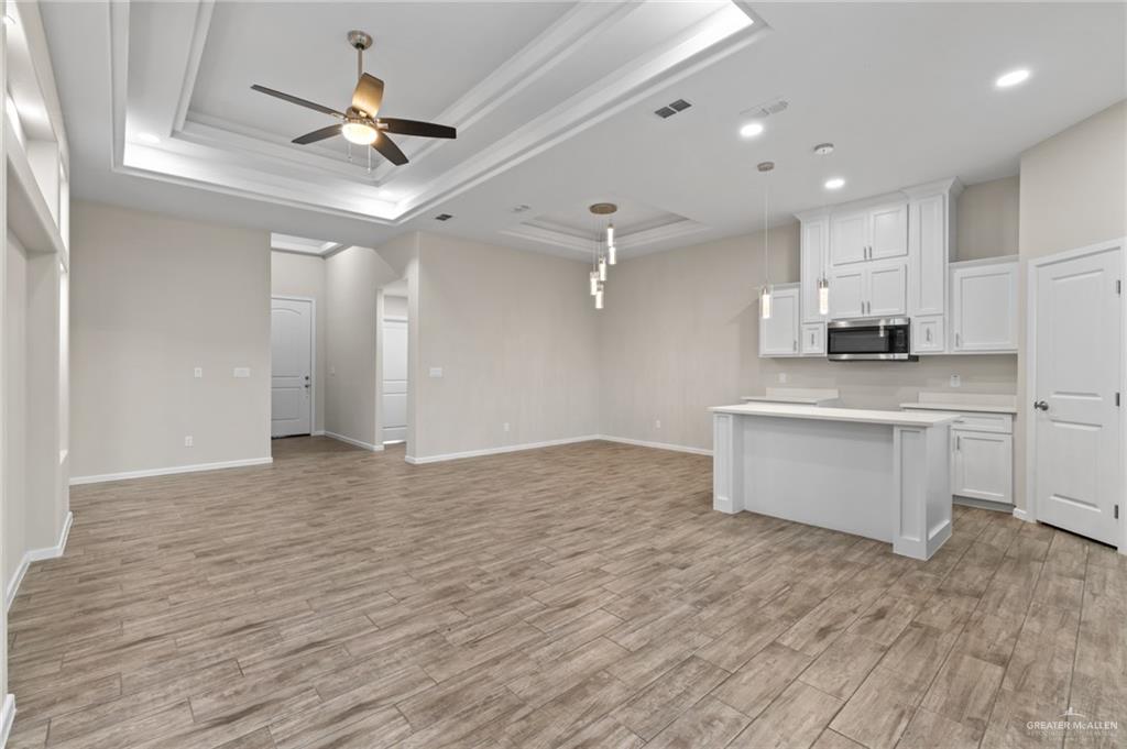 Photo 2 of 406 La Villita Drive