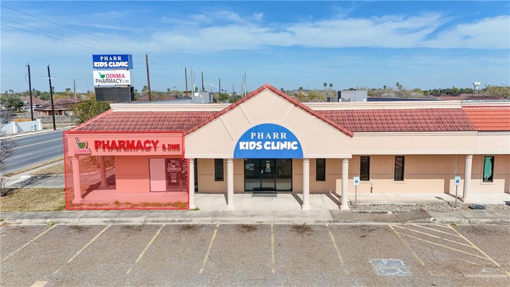Photo 1 of 832 Del Oro Lane, Pharr