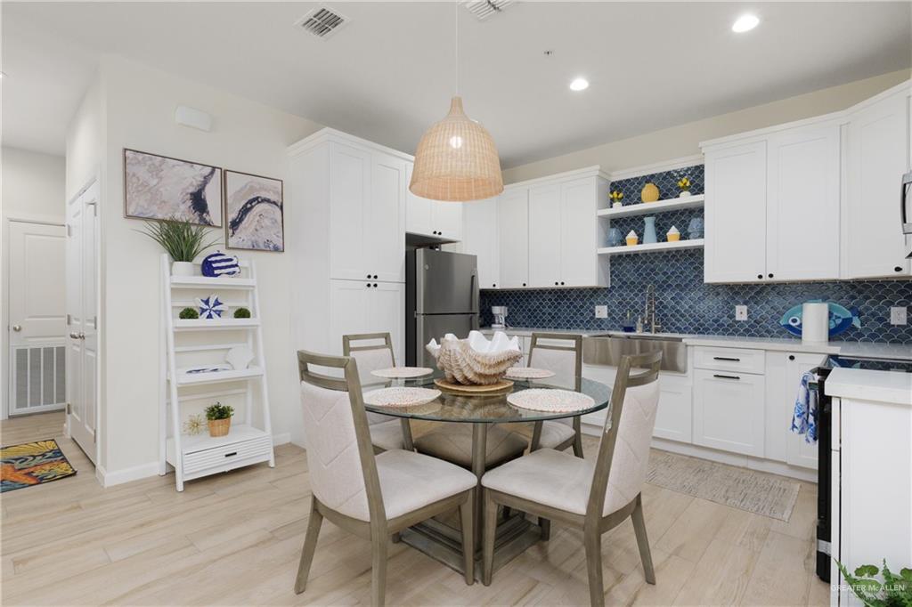 Photo 5 of 115 Marlin Street #B