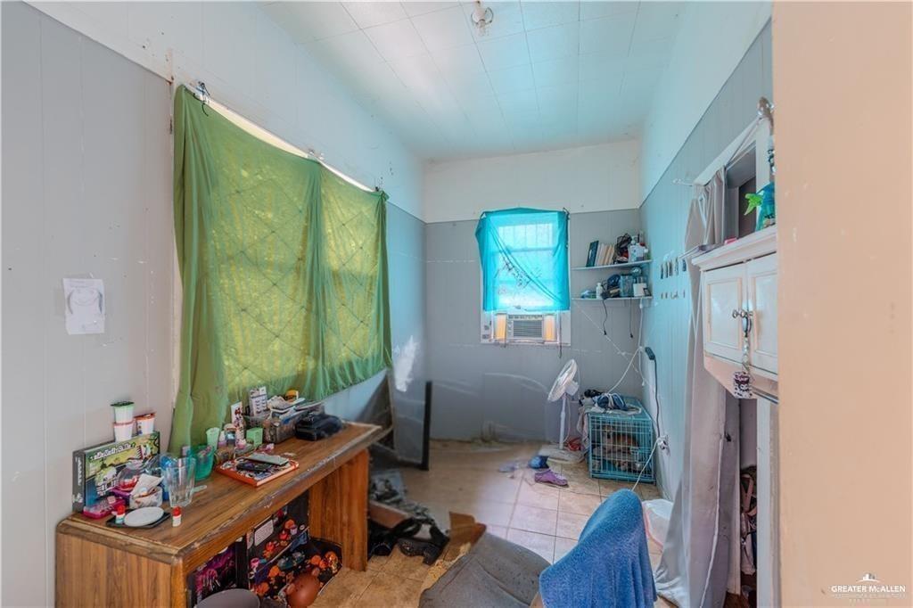 Photo 3 of 312 6th Street