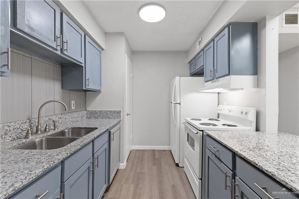 Photo 5 of 2425 Barnard Road #A-15