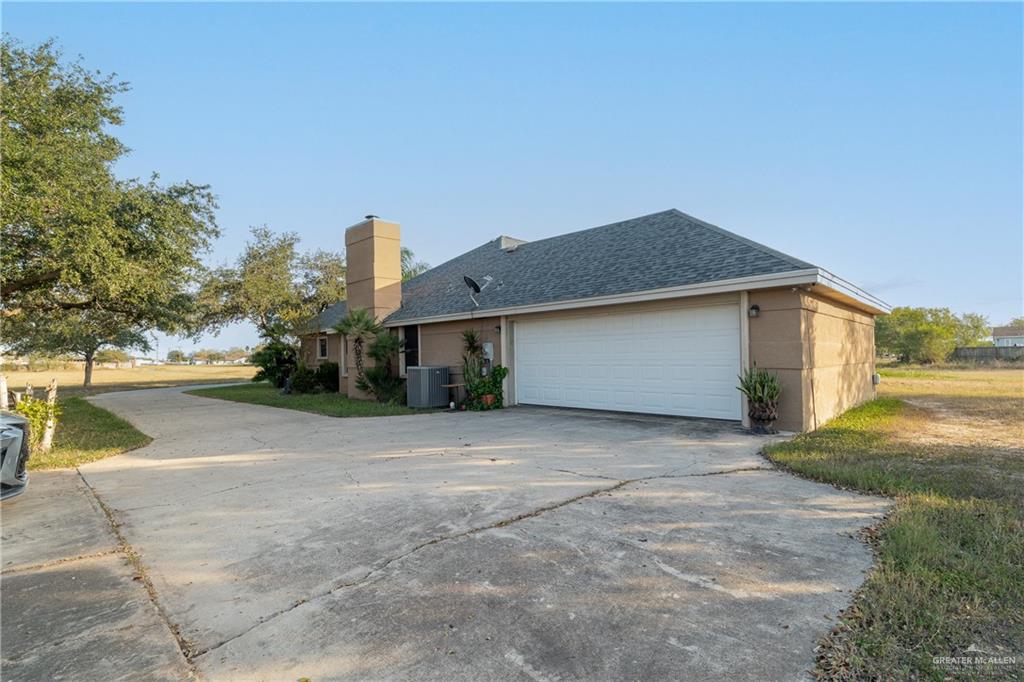 Photo 2 of 4112 FM 493 Road