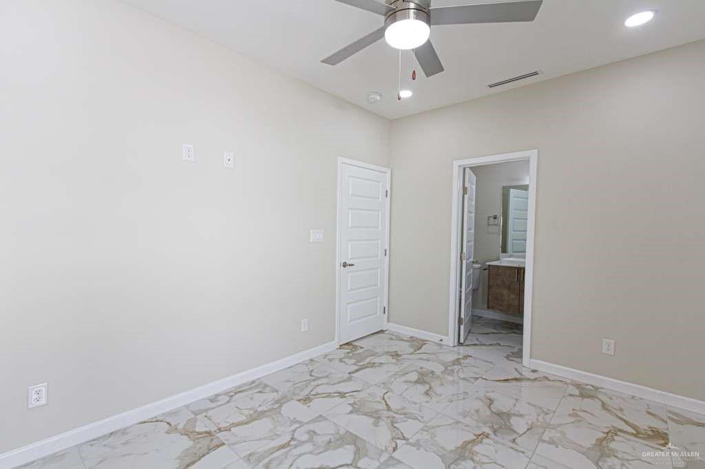 Photo 6 of 601 Emerald Avenue