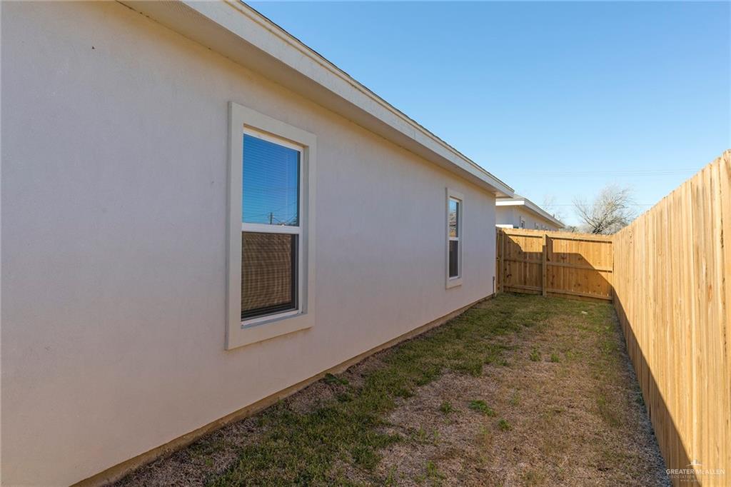 Photo 17 of 3405 Zinnia Avenue #2